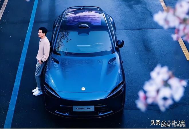 三名美女日本聚餐下巴后缩太严重j9九游会真人游戏第一王思聪带(图3)