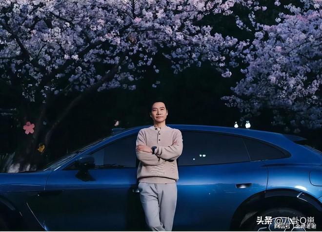 三名美女日本聚餐下巴后缩太严重j9九游会真人游戏第一王思聪带(图6)