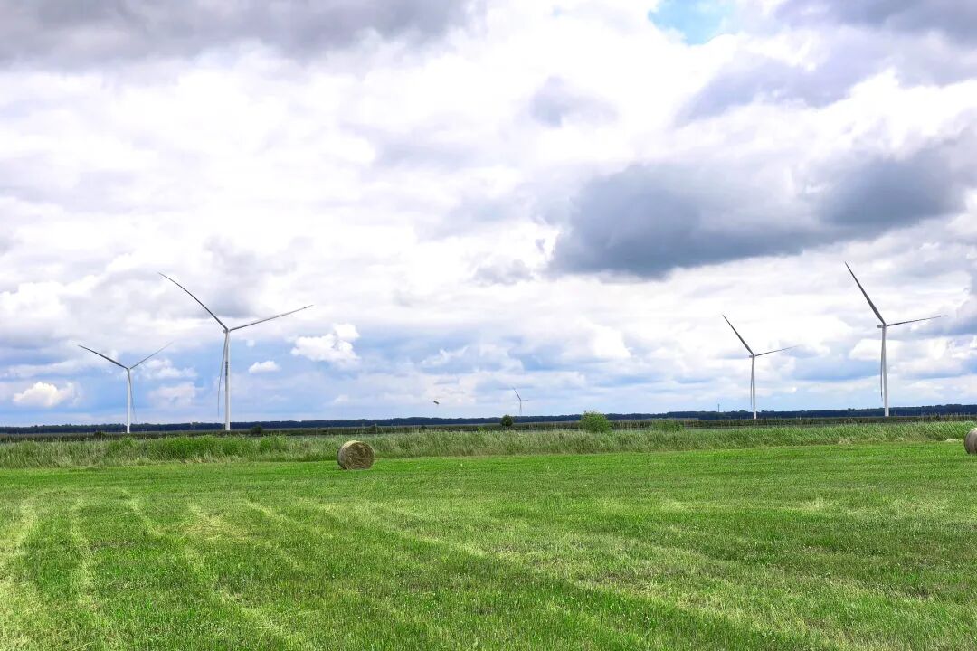 色氢氨醇一体化项目风机吊装完成J9九游会